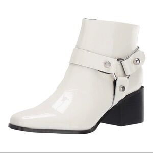 Marc Fisher‎ Gerod Side Zip Patent Leather Booties Size 5.5 Women